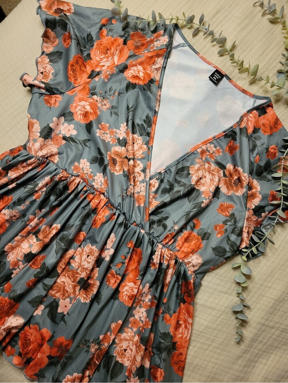 BUNDLE of Floral Tops size 2X - Picture 4 of 4